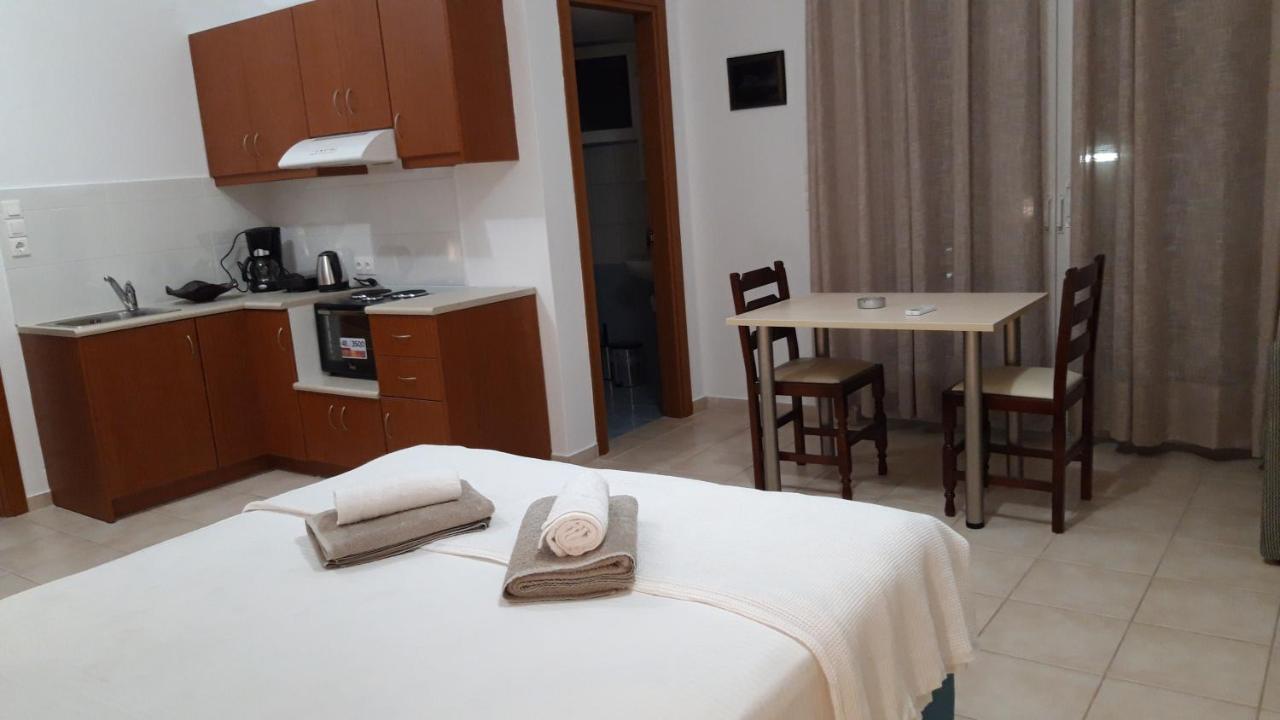 Villa Tzortzaki - Afroditi Tertsa Kültér fotó